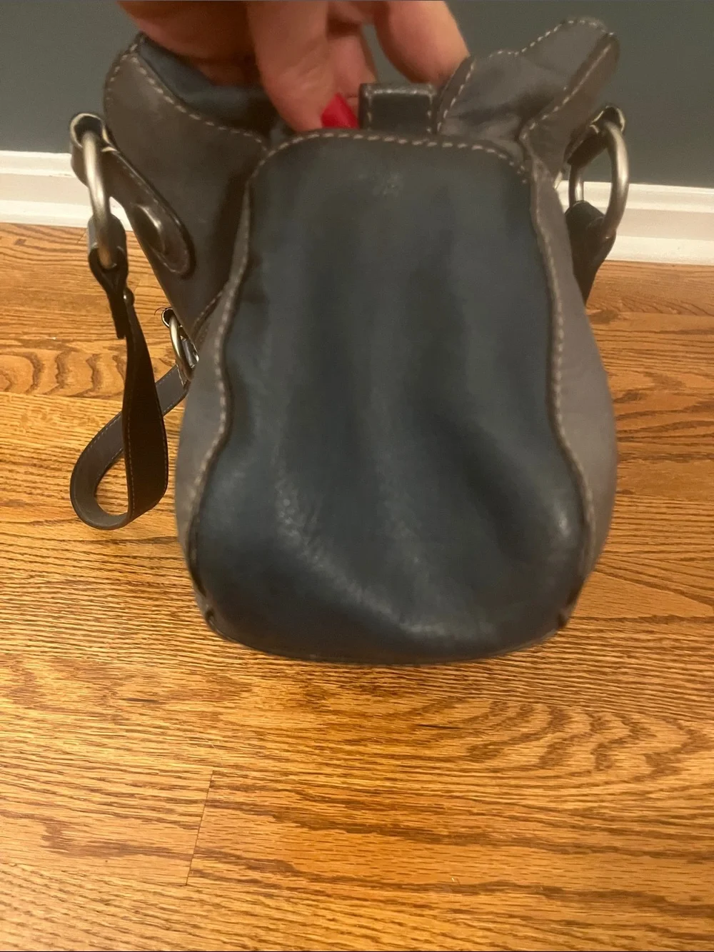 Vintage Fossil leather east-west shoulder bag